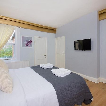 Ideal Abode Abbots 4 En-Suite Chester Luaran gambar